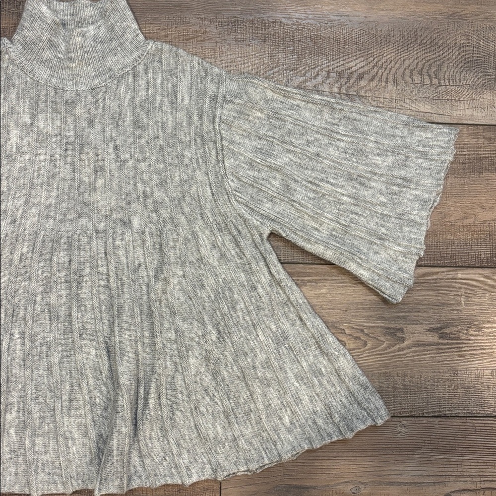 Maeve Short Sleeve Mock Neck Swing Sweater Gray Size Small - Picture 4 of 7